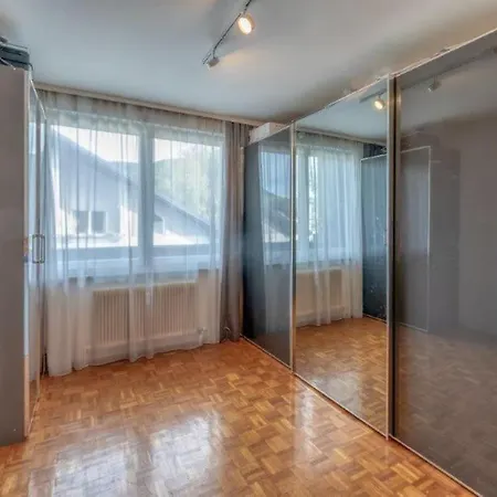 Dachgeschosswohnung Mit Bergpanorama Apartment *